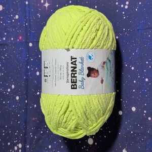1 Brand New Skein Bernat Baby Blanket Yarn LEMON LIME Smoke Free Home